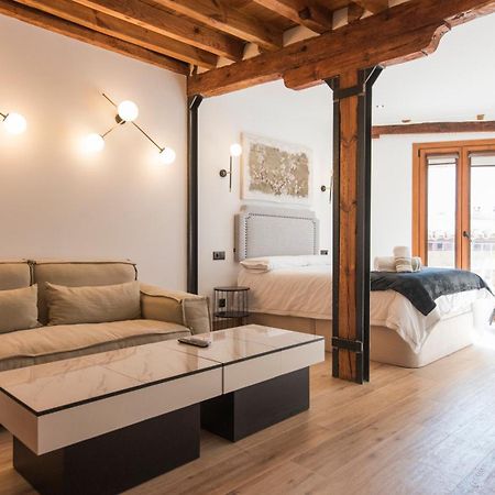 Apartamentos Boutique Pinocho Toledo Esterno foto