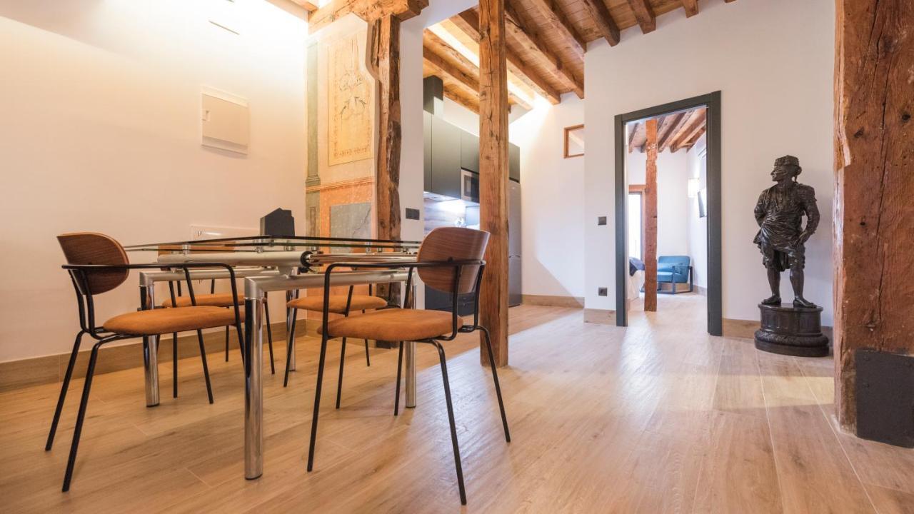 Apartamentos Boutique Pinocho Toledo Esterno foto
