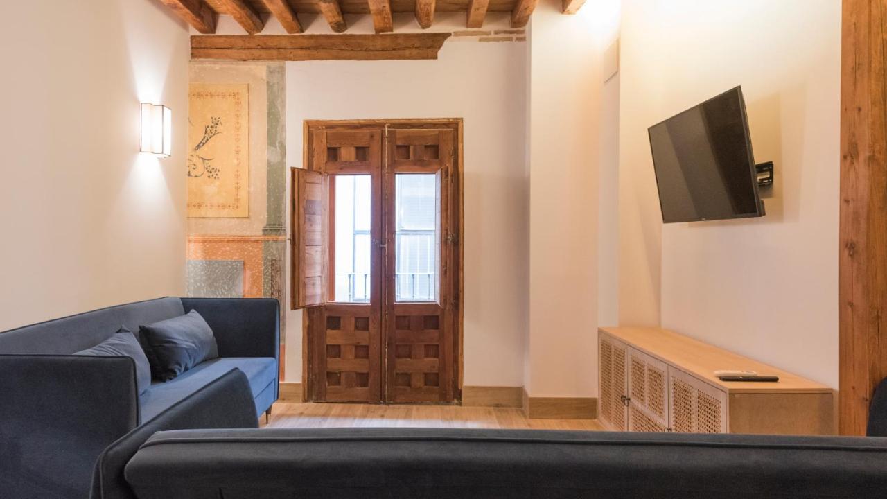 Apartamentos Boutique Pinocho Toledo Esterno foto