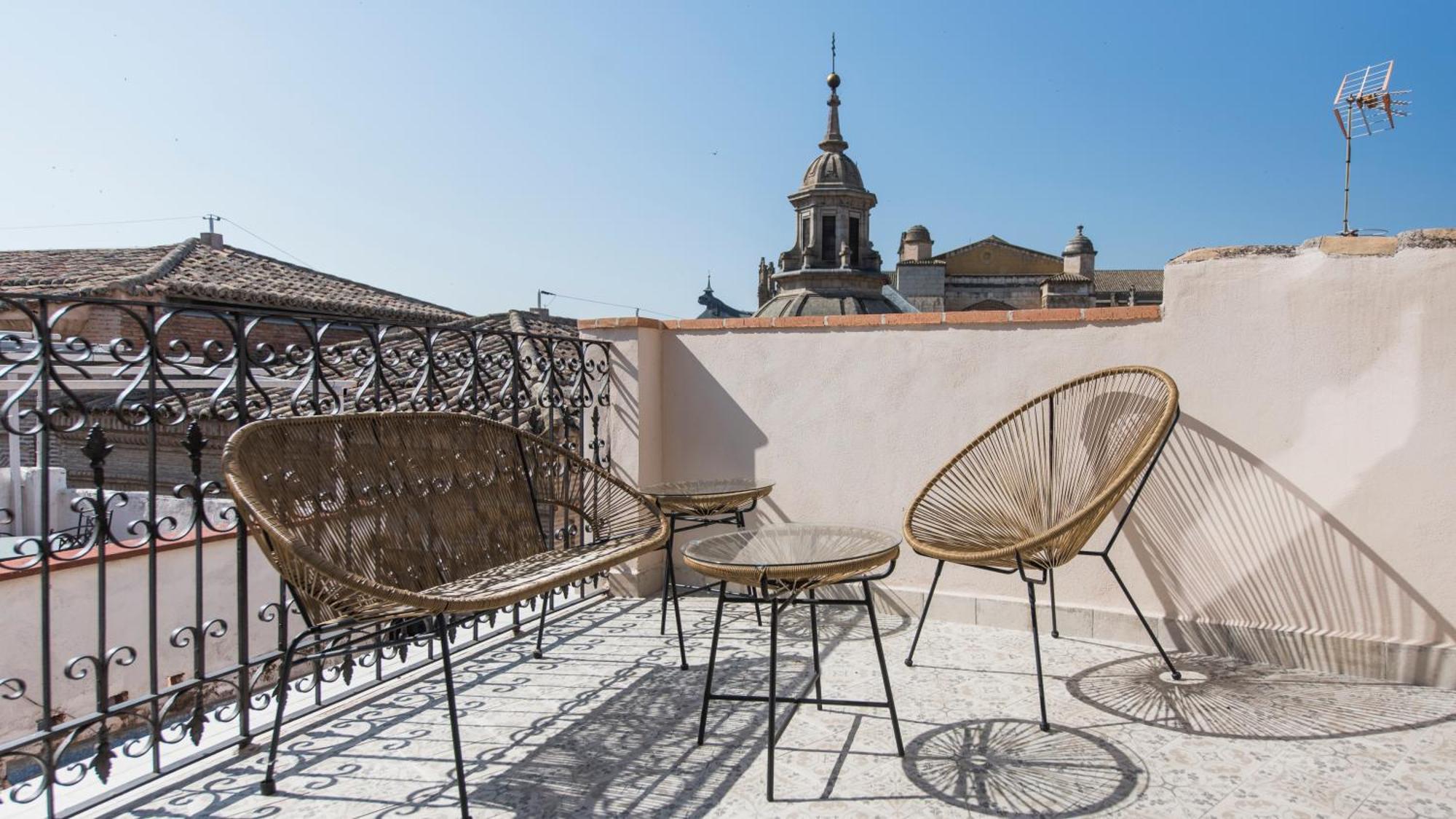 Apartamentos Boutique Pinocho Toledo Esterno foto