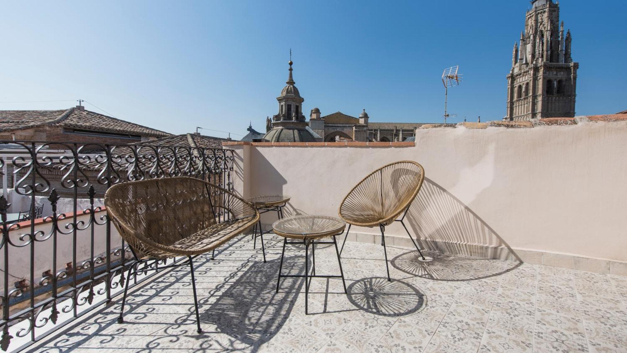 Apartamentos Boutique Pinocho Toledo Esterno foto