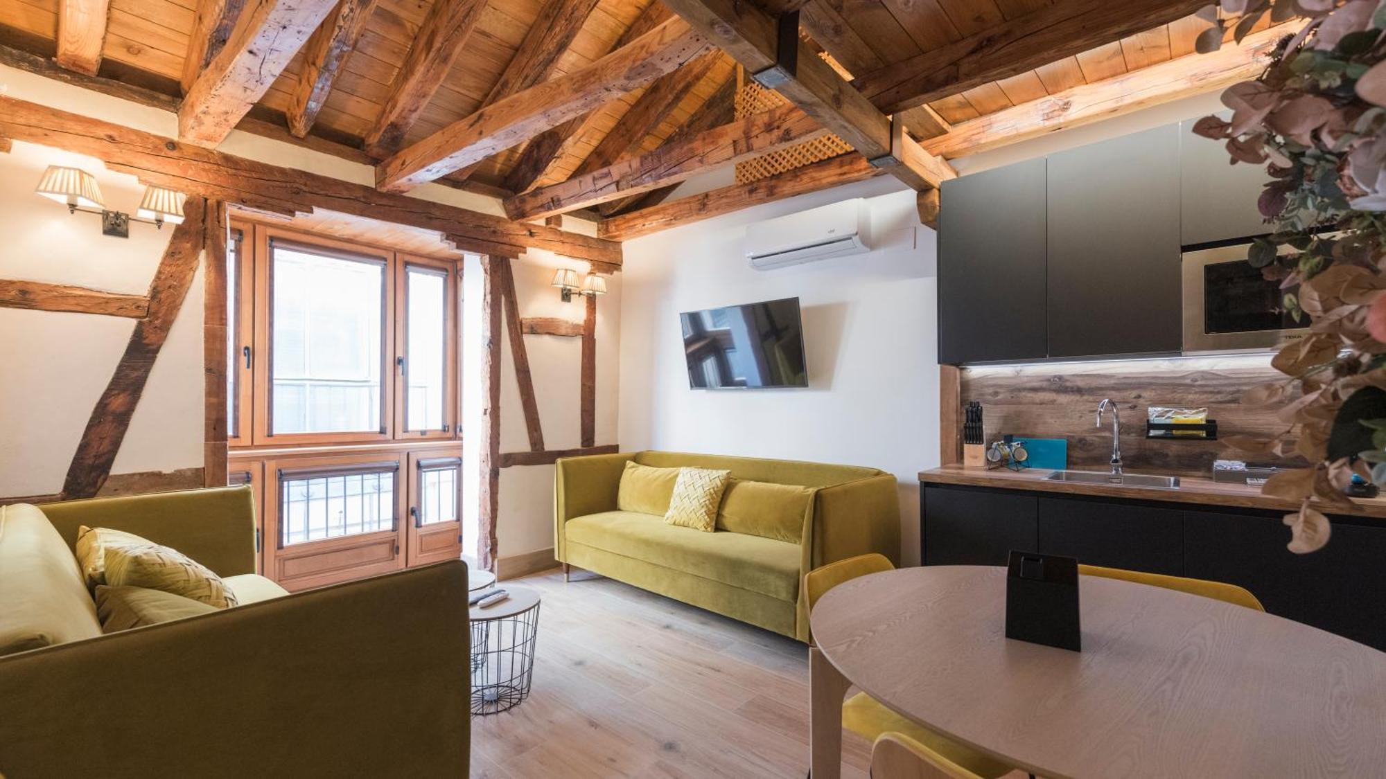 Apartamentos Boutique Pinocho Toledo Esterno foto